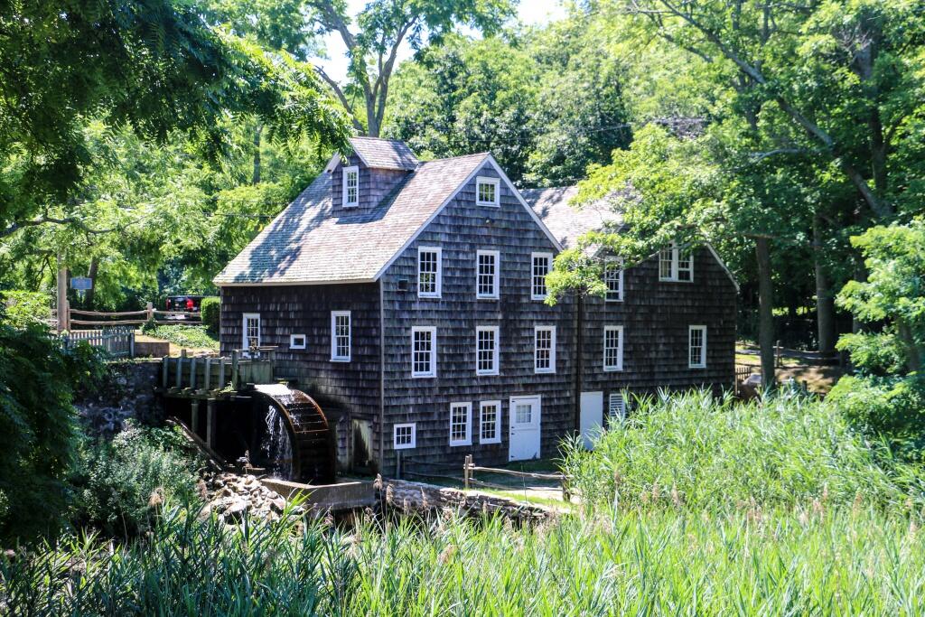 Picture of Stony Brook Grist Mill