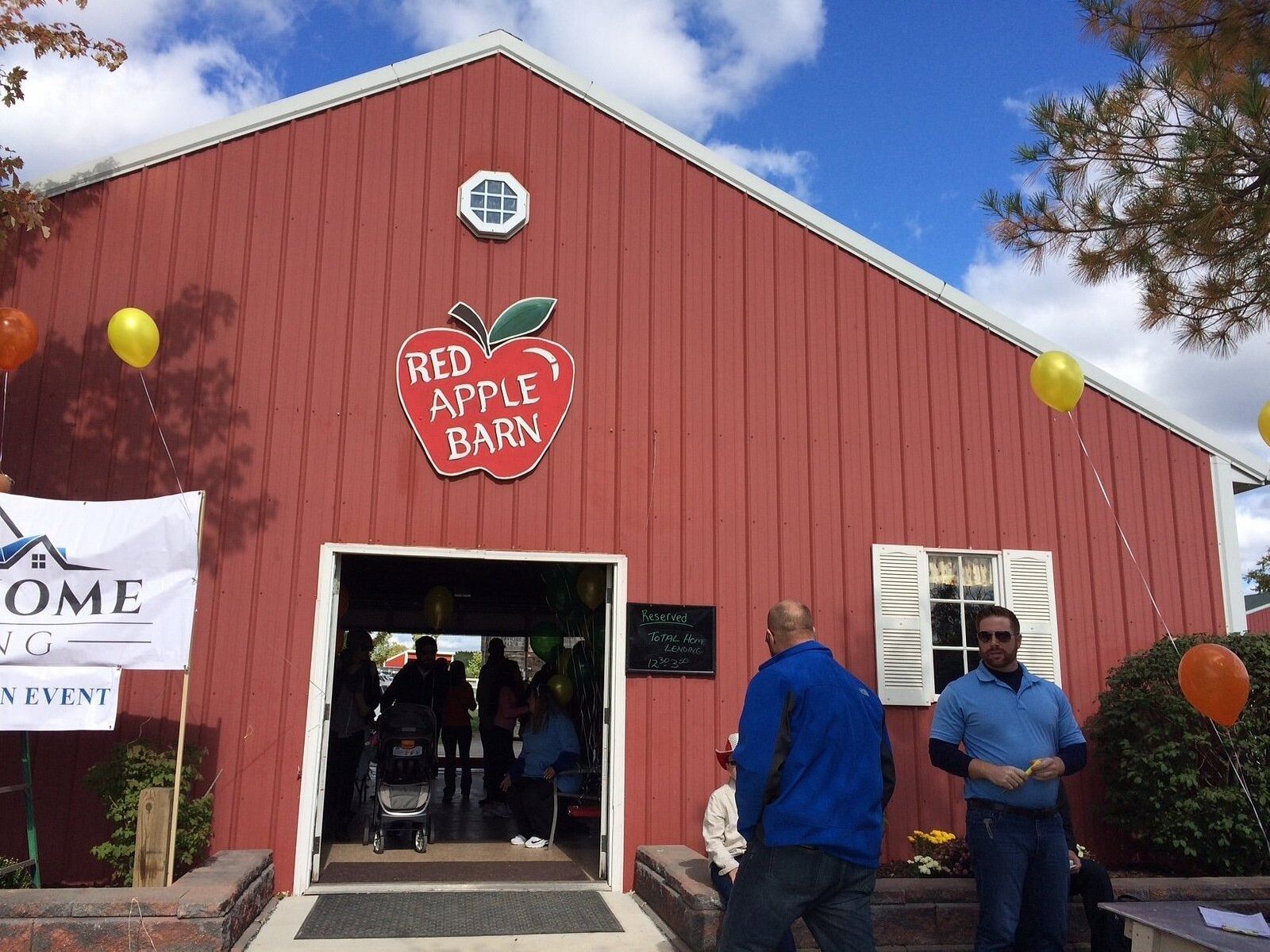 Picture of Plymouth Orchards & Cider Mill