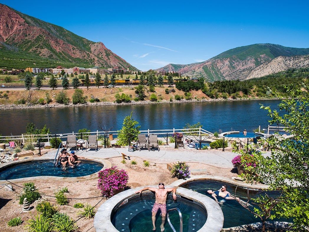 Picture of Iron Mountain Hot Springs