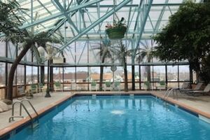 Picture of Wildwood Inn Tropical Dome & Theme Suites