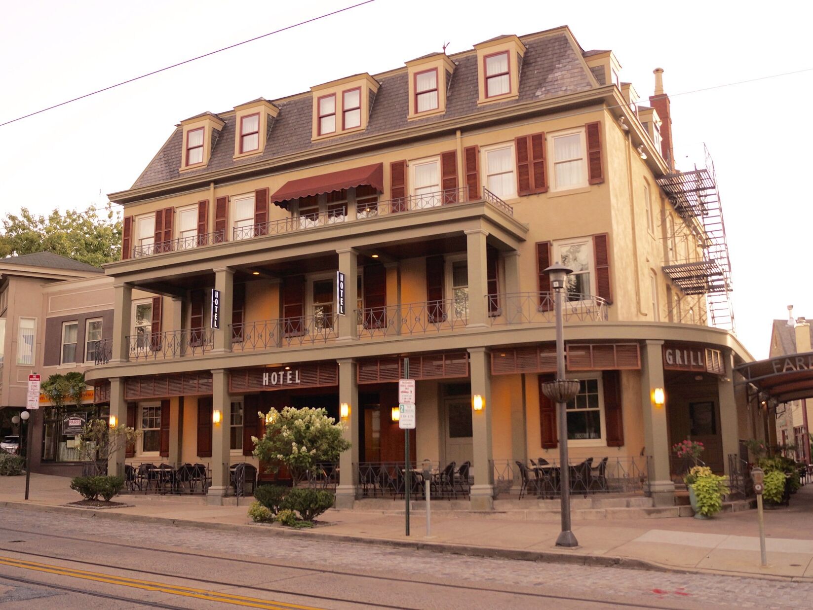 Picture of Chestnut Hill Hotel