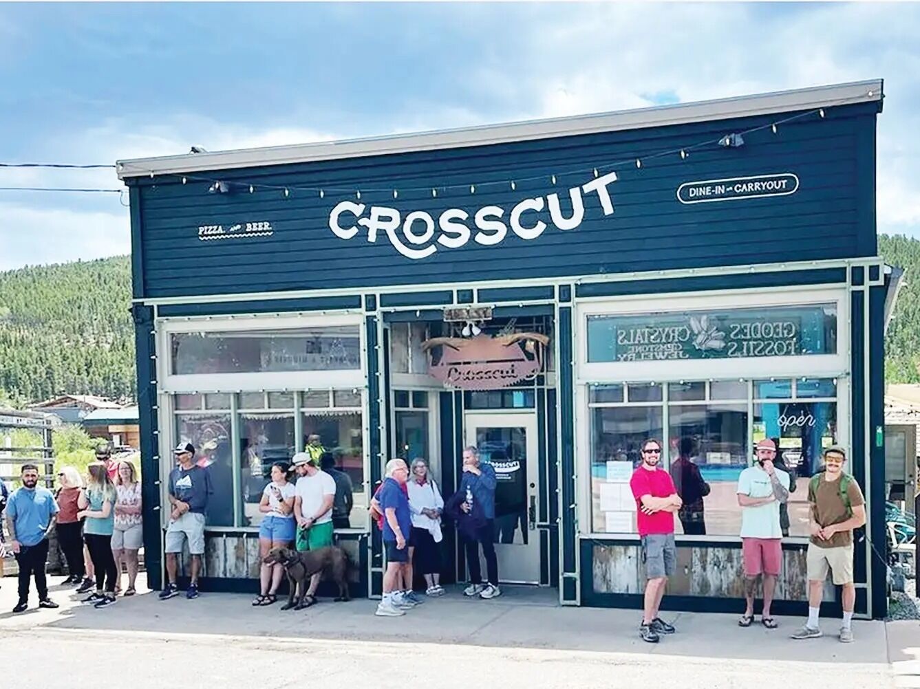 Picture of CROSSCUT PIZZERIA & TAPHOUSE