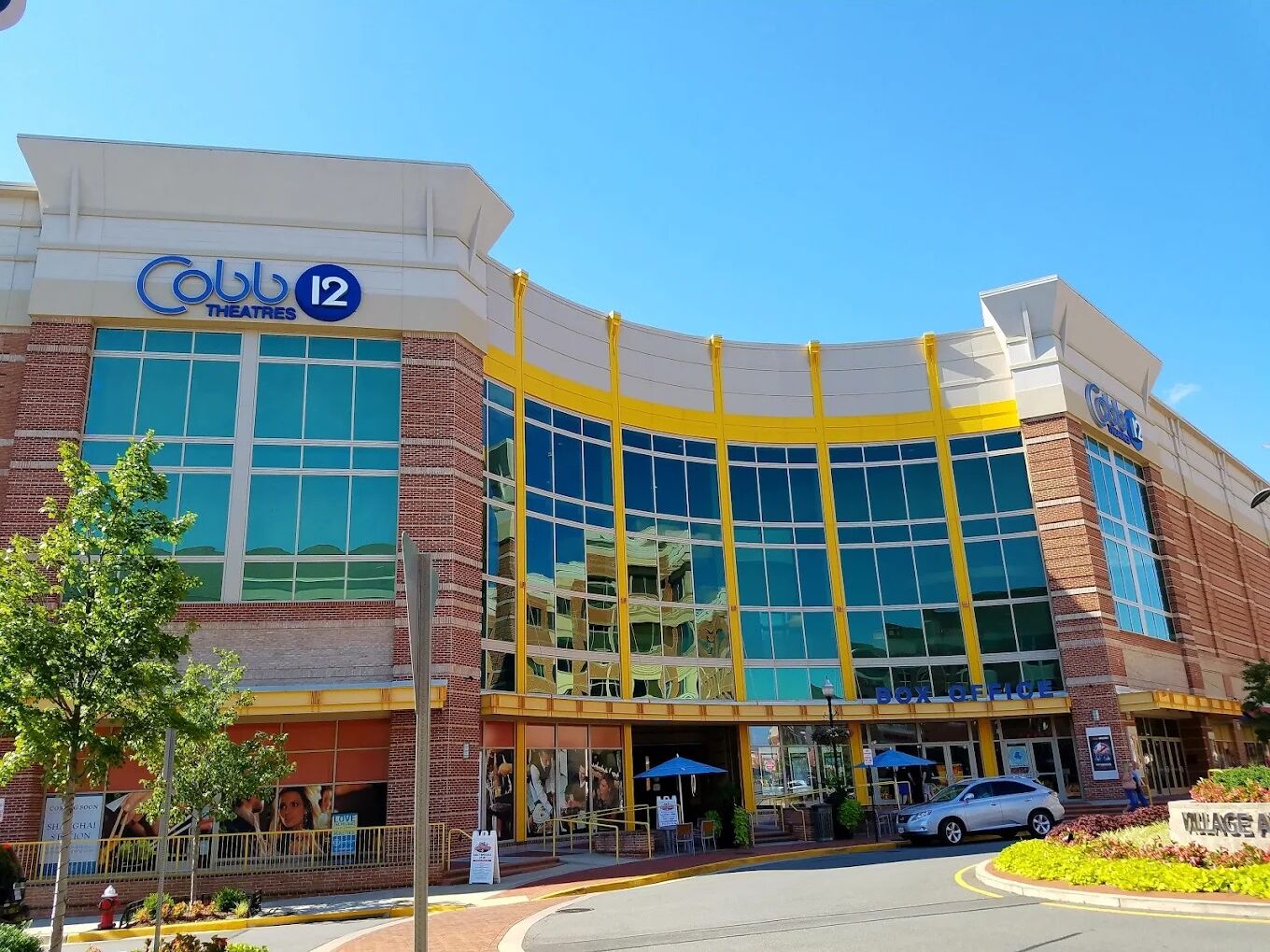 Picture of CMX Village 14 Cinemas