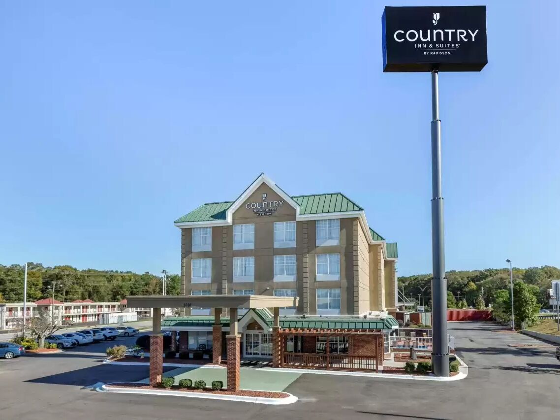 Picture of Country Inn & Suites by Radisson, Lumberton, NC