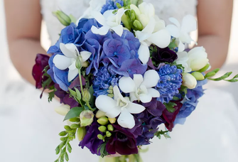 17 Fun, Flirty and Fresh Gardenia Wedding Bouquets
