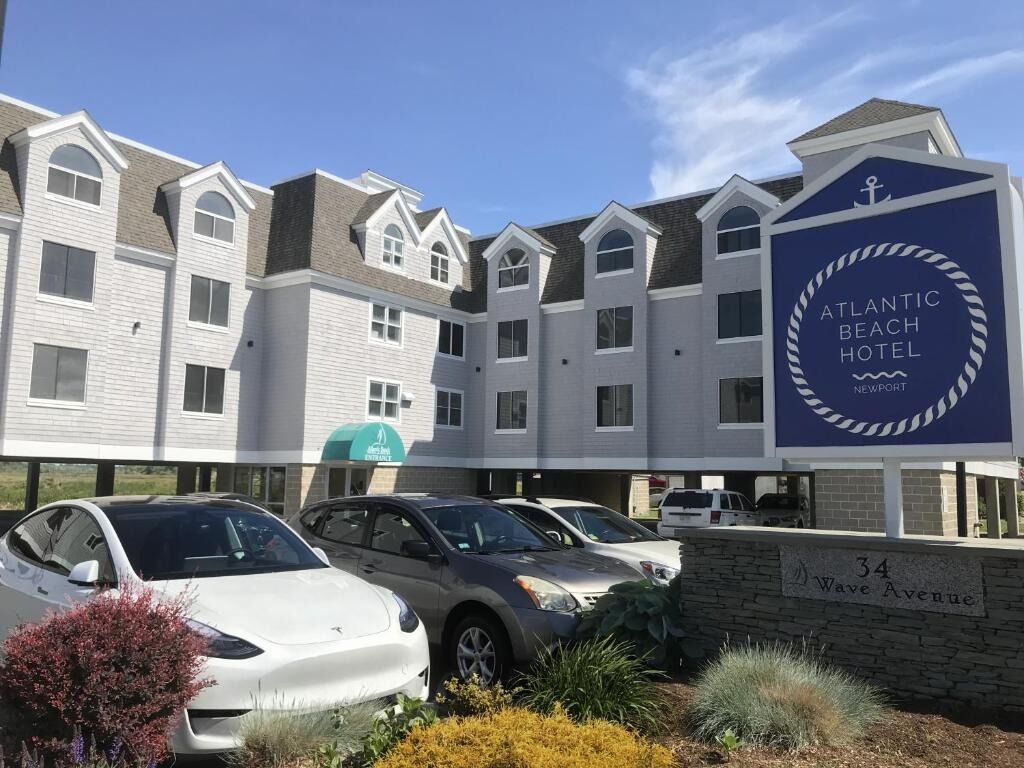 Picture of Atlantic Beach Hotel Newport