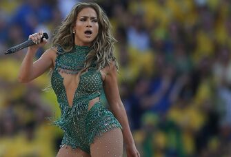 15 Jennifer Lopez Wedding Songs for a Reception to Remember