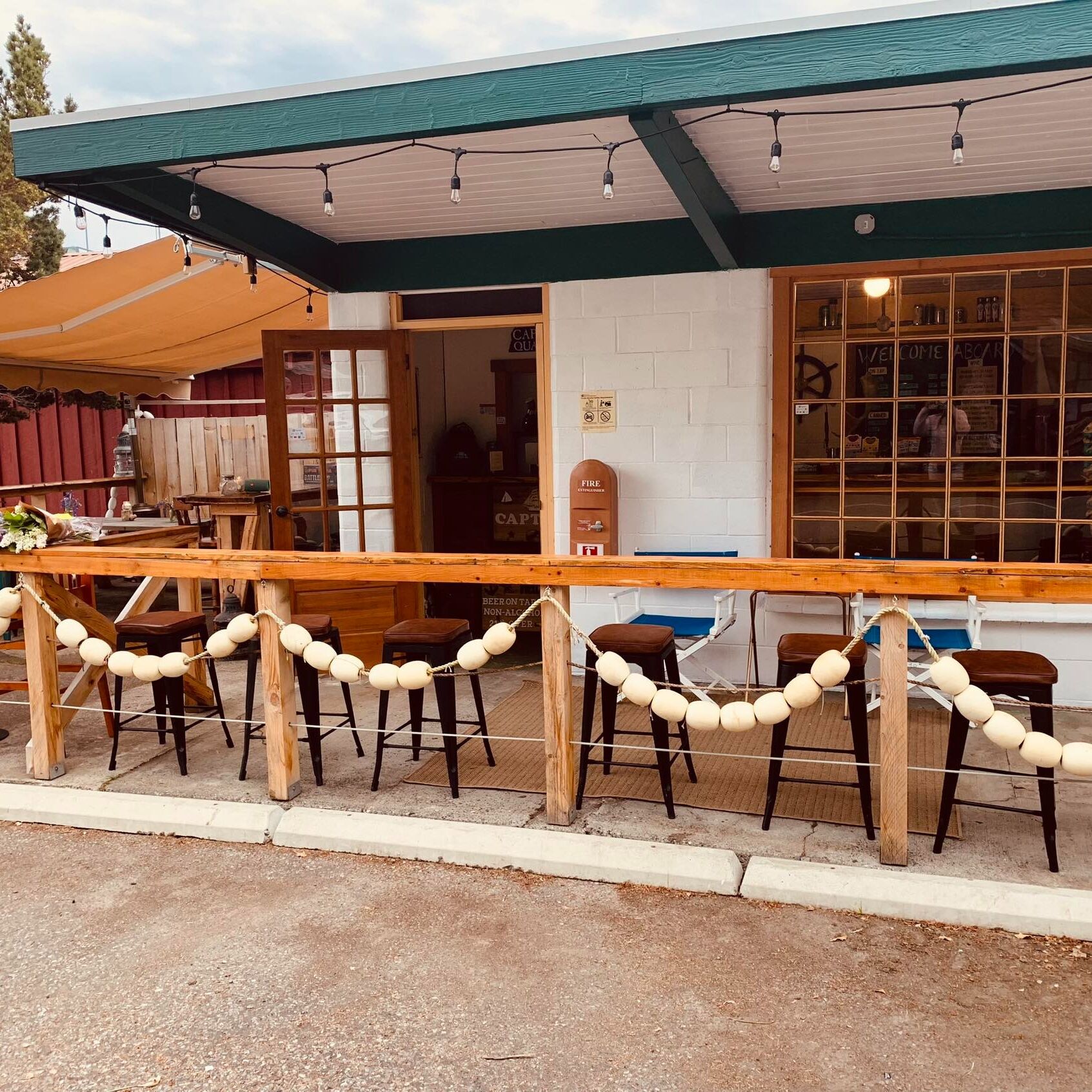 Picture of Captain’s Taproom