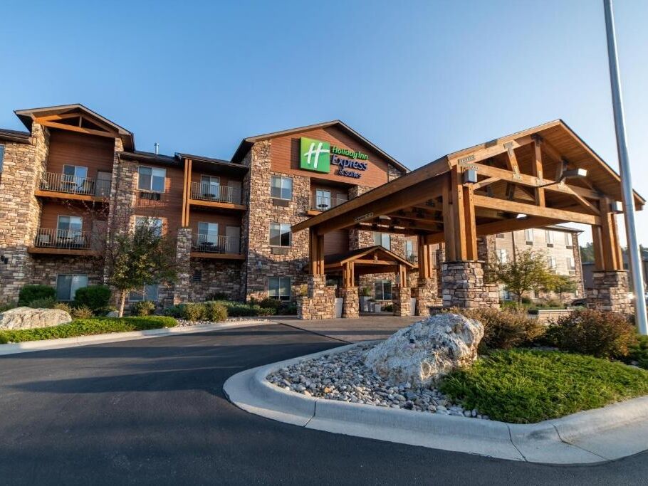 Picture of Holiday Inn Express & Suites Custer, an IHG Hotel