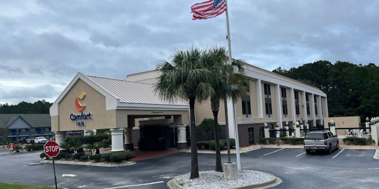 Picture of Comfort Inn Darien
