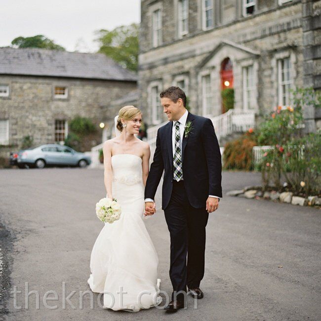 Nichole chose an organza mermaid-style gown and borrowed the veil her twin sister had worn in her wedding just four months earlier.