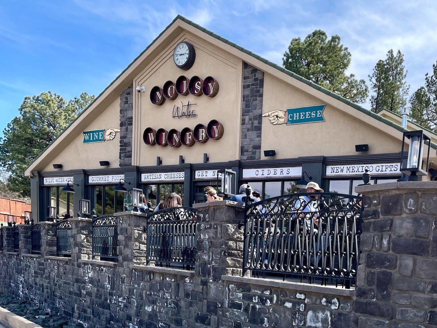 Picture of Noisy Water Winery