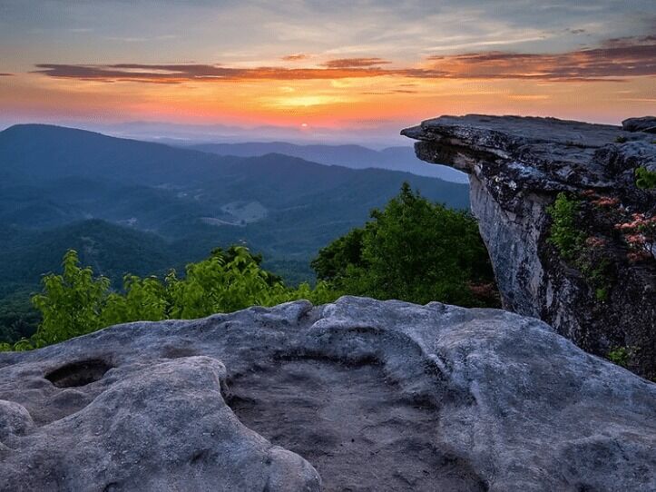 Picture of Hike McAfee Knob