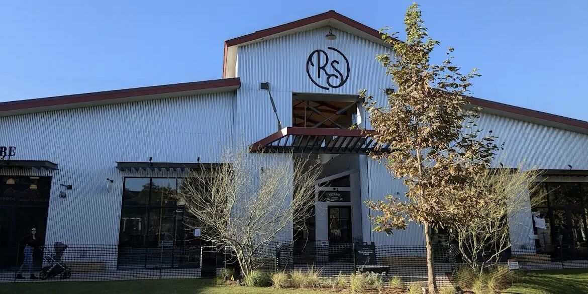 Picture of River Street Marketplace 