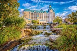 Picture of Chateau On The Lake Resort Spa and Convention Center