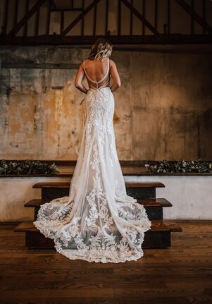 Essense of Australia Wedding Dresses | The Knot