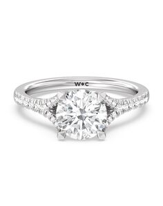 With Clarity Elegant Round Cut Engagement Ring