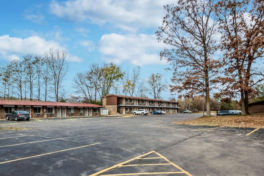 Picture of Econo Lodge