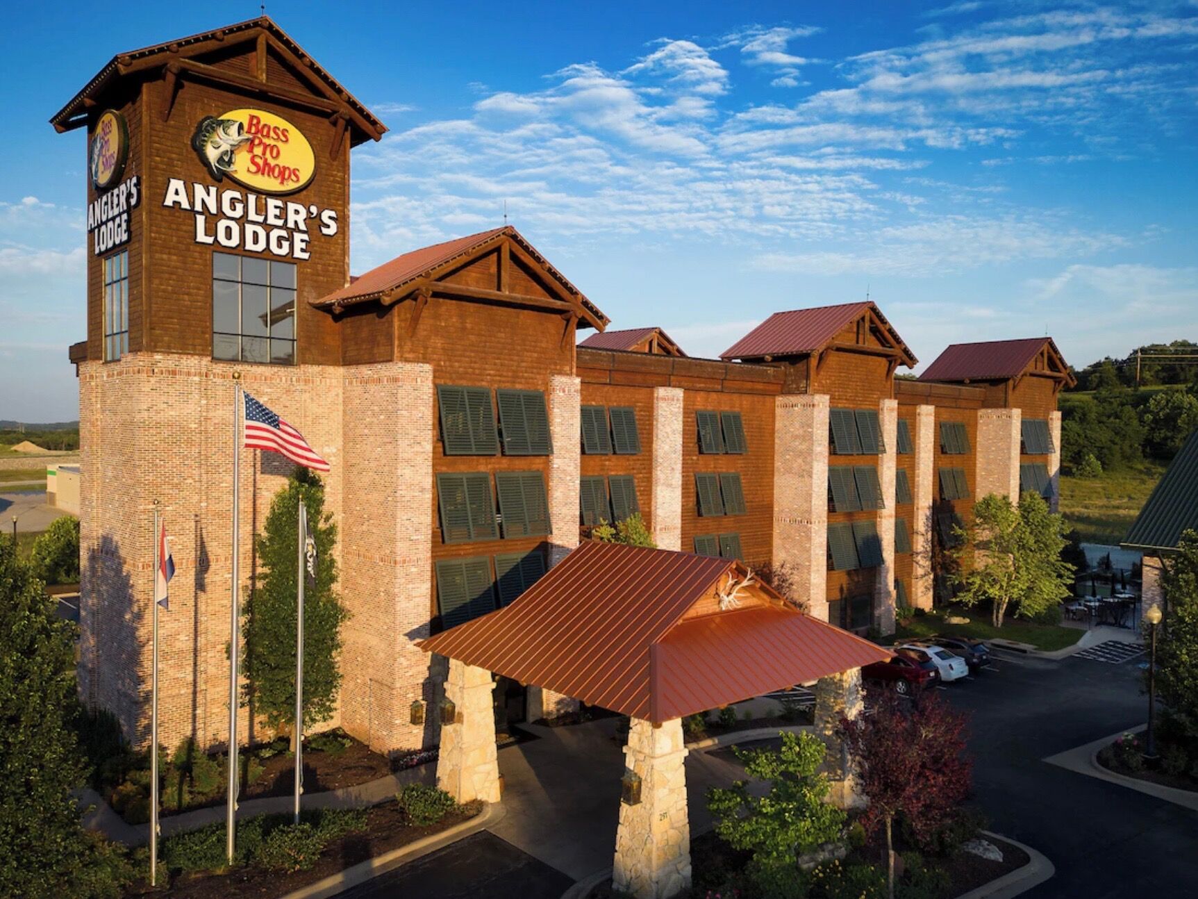 Picture of Bass Pro Shops Angler's Lodge