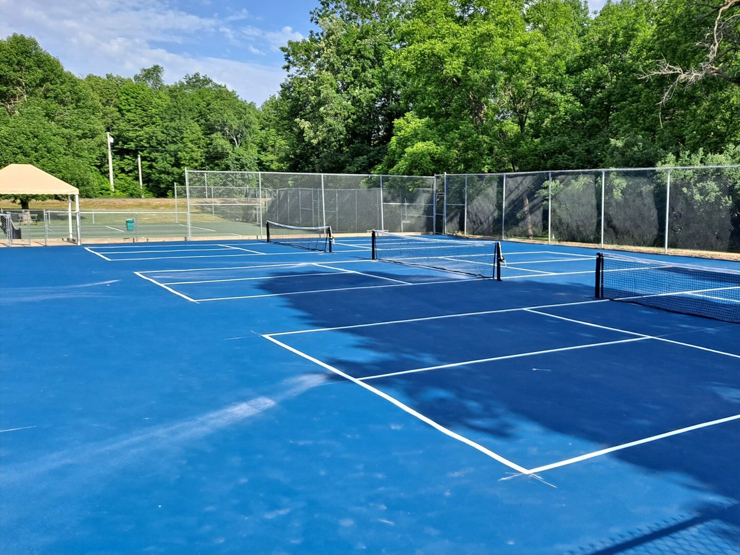 Picture of Pickleball and Tennis Courts 