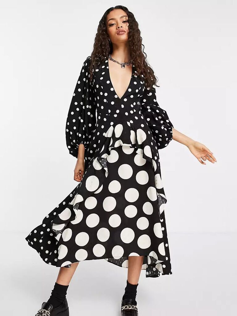 White and black polka dot midi dress for petite wedding guest