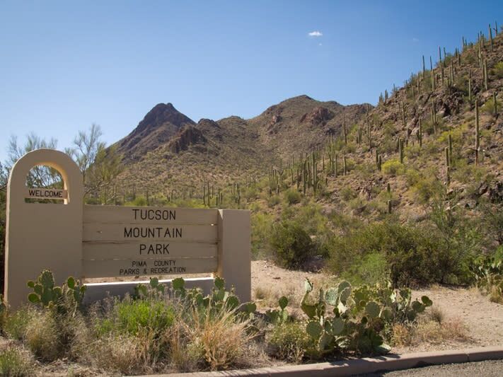 Picture of  Gates Pass Scenic Overlook