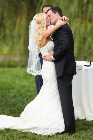 Lauren and Matt First Kiss