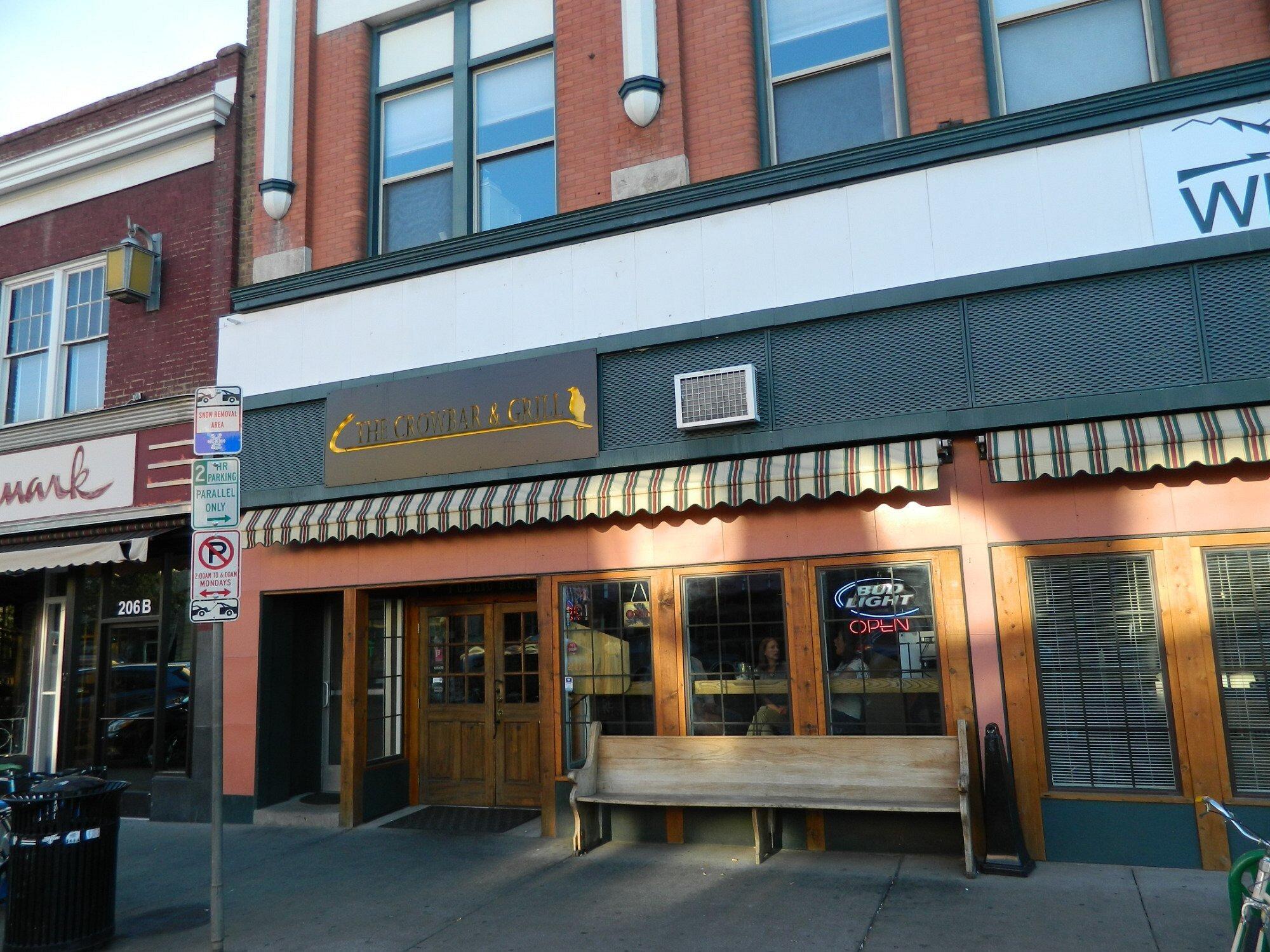 Picture of Crowbar and Grill