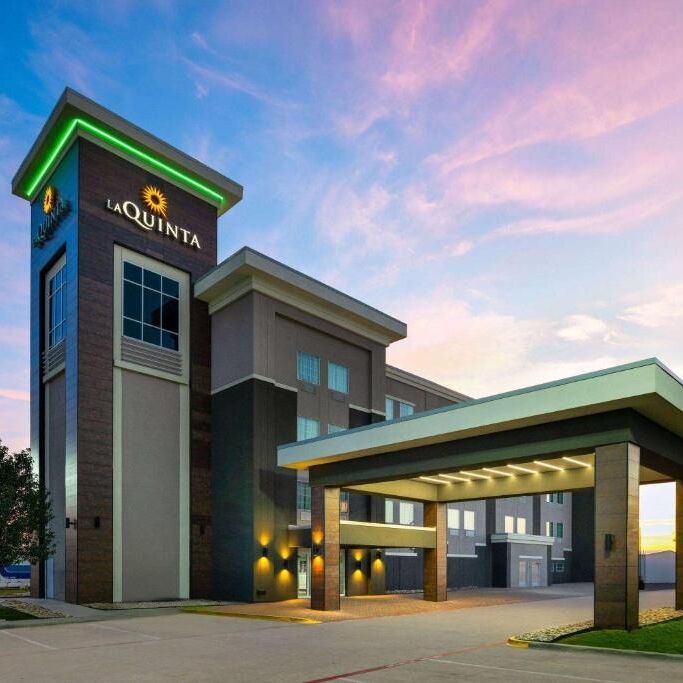 Picture of La Quinta Inn & Suites by Wyndham Denton - University Drive