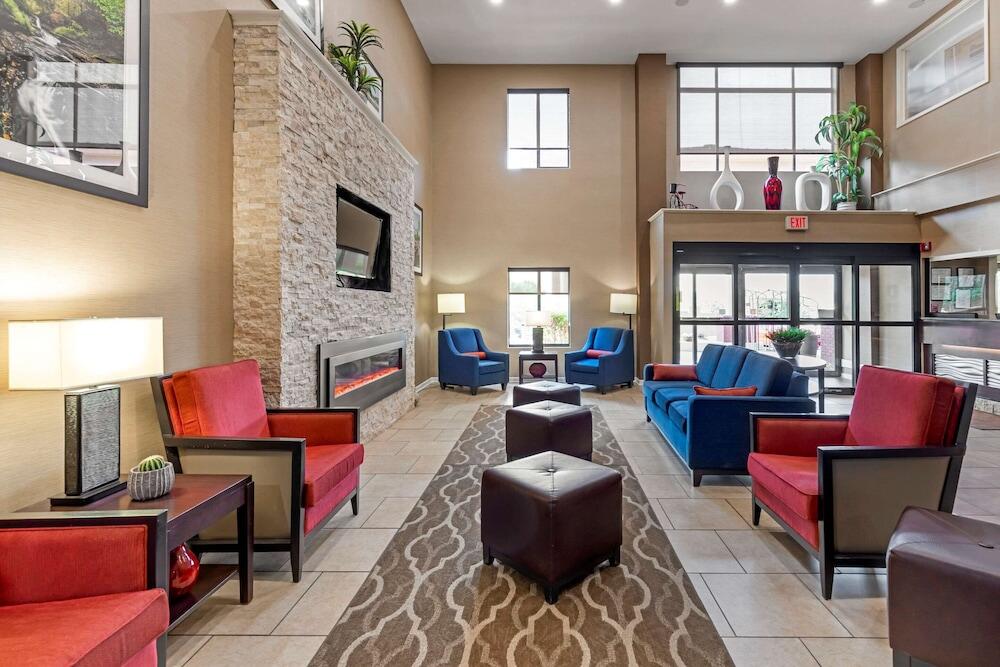Picture of Comfort Inn & Suites Canton Riverstone Area
