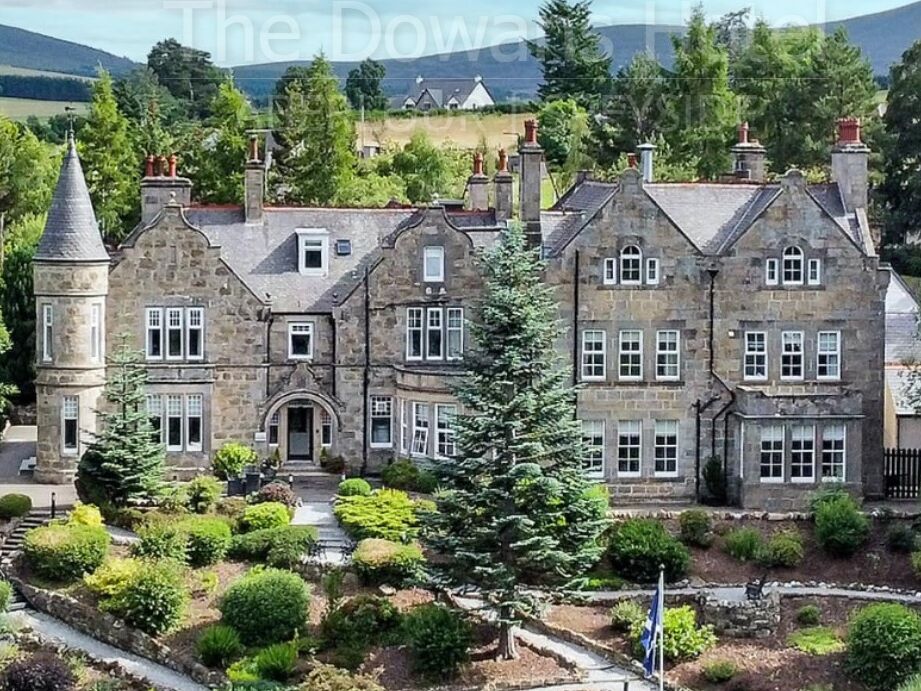 Picture of Dowans Hotel & Restaurant