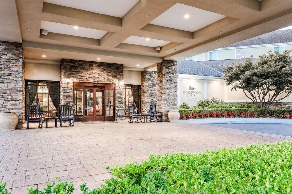 Picture of Homewood Suites by Hilton Long Island-Melville