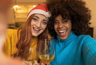 15+ Festive Christmas Wishes for Your Wife