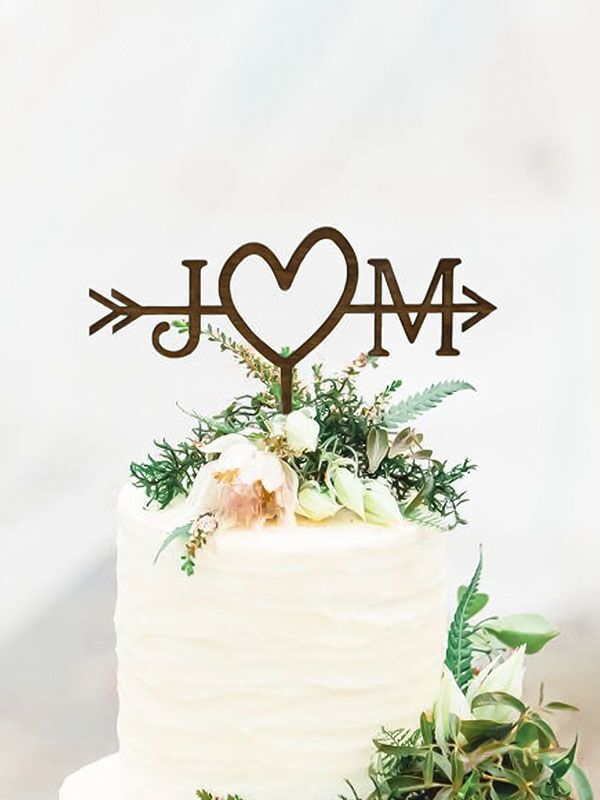 35 Wedding Cake Toppers That'll Upgrade Your Dessert
