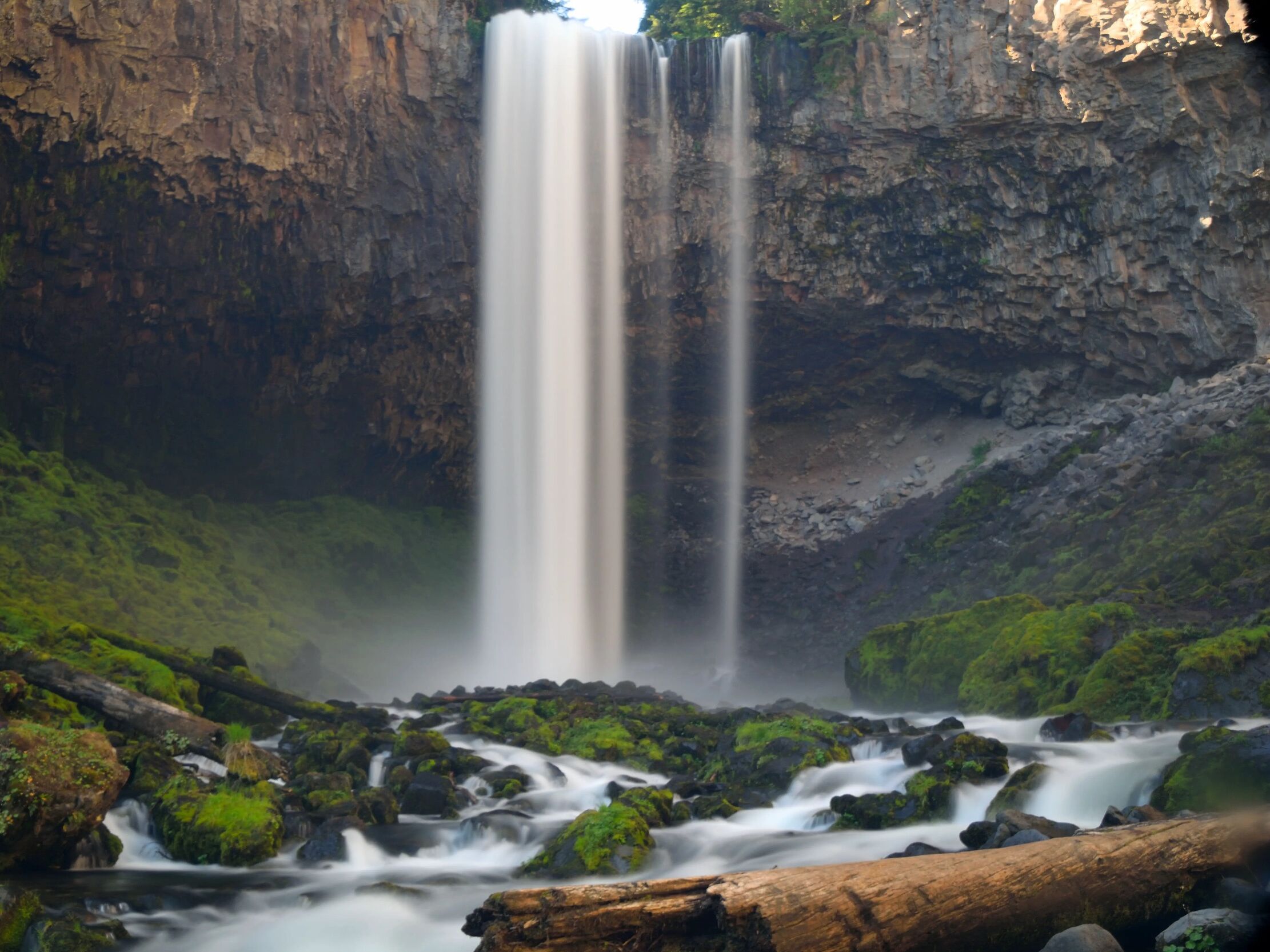Picture of Tamanawas Falls