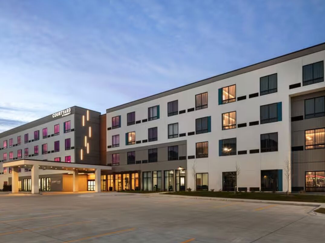 Picture of Courtyard Bettendorf