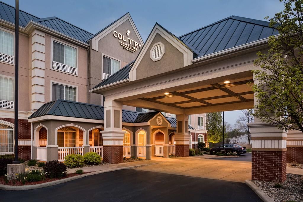 Picture of Country Inn & Suites by Radisson, Michigan City, IN