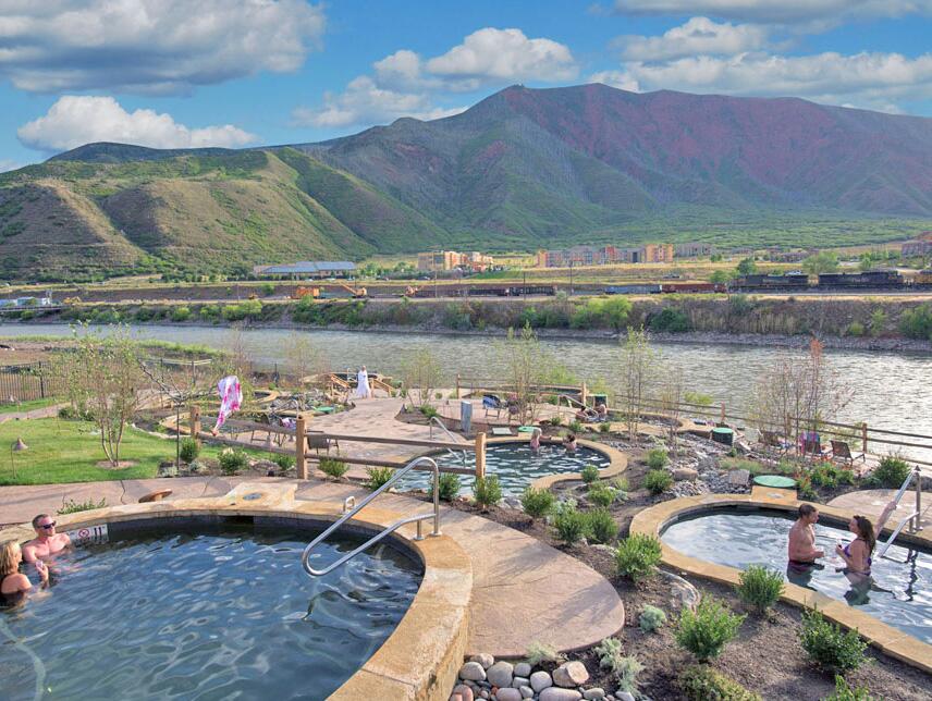 Picture of Iron Mountain Hot Springs 