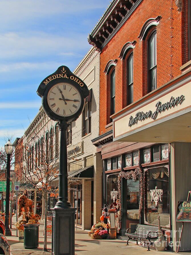 Picture of Medina Public Square Historic District