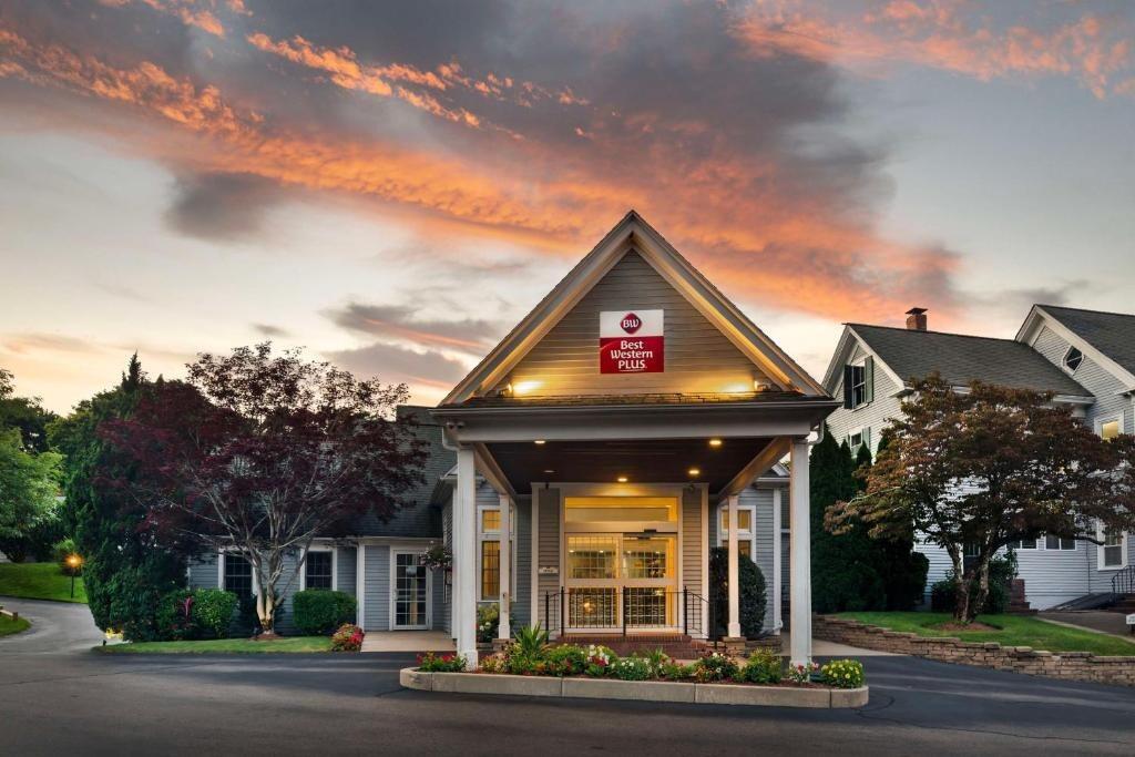 Picture of Best Western Plus Cold Spring