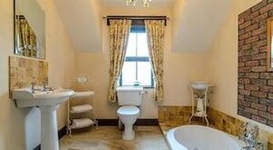 Picture of Kesh Country Manor