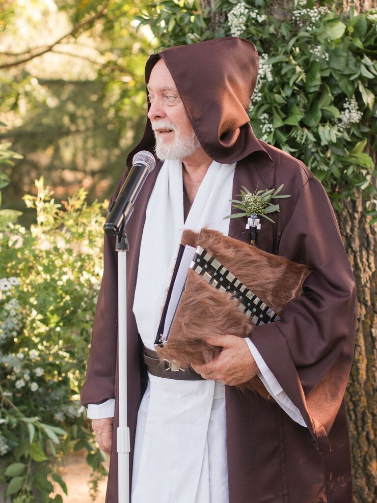 Wedding officiant dressed as Obi-Wan Kenobi from Star Wars
