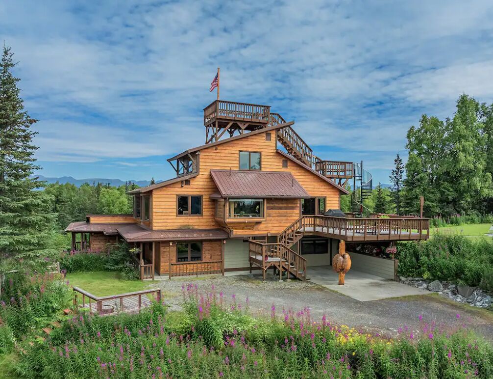 Picture of Hatchers Pass Cabin Airbnb