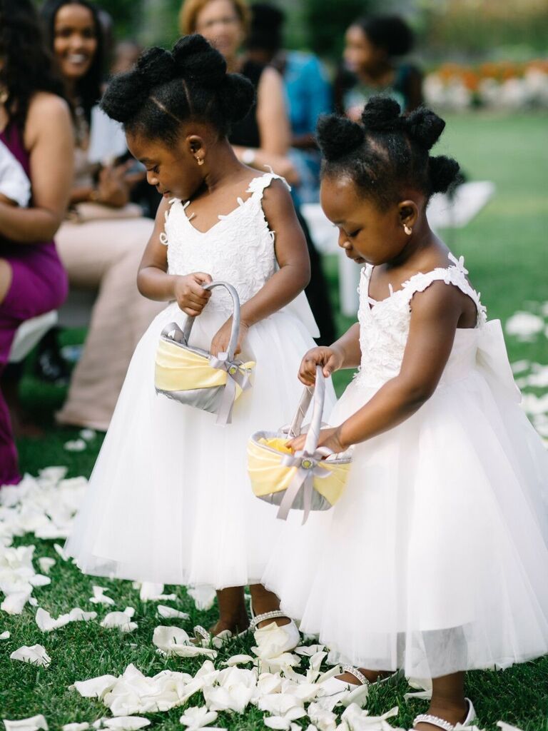 18 Sweet Flower Girl Hairstyles + Hair Accessories She'll Love