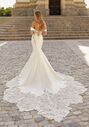 ÉLYSÉE Atelier Lara Mermaid Wedding Dress - thumbnail - 2