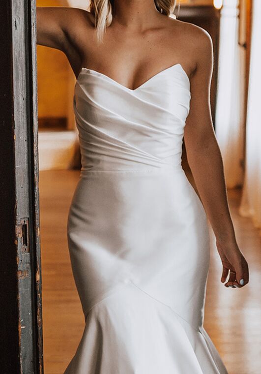 Essense of Australia D3340 Fit-and-Flare Wedding Dress - 3