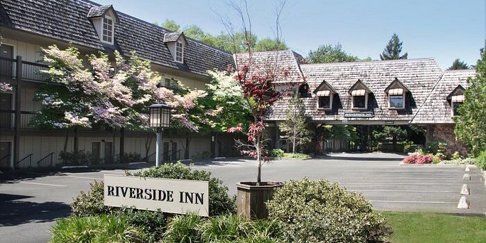 Picture of Riverside Inn