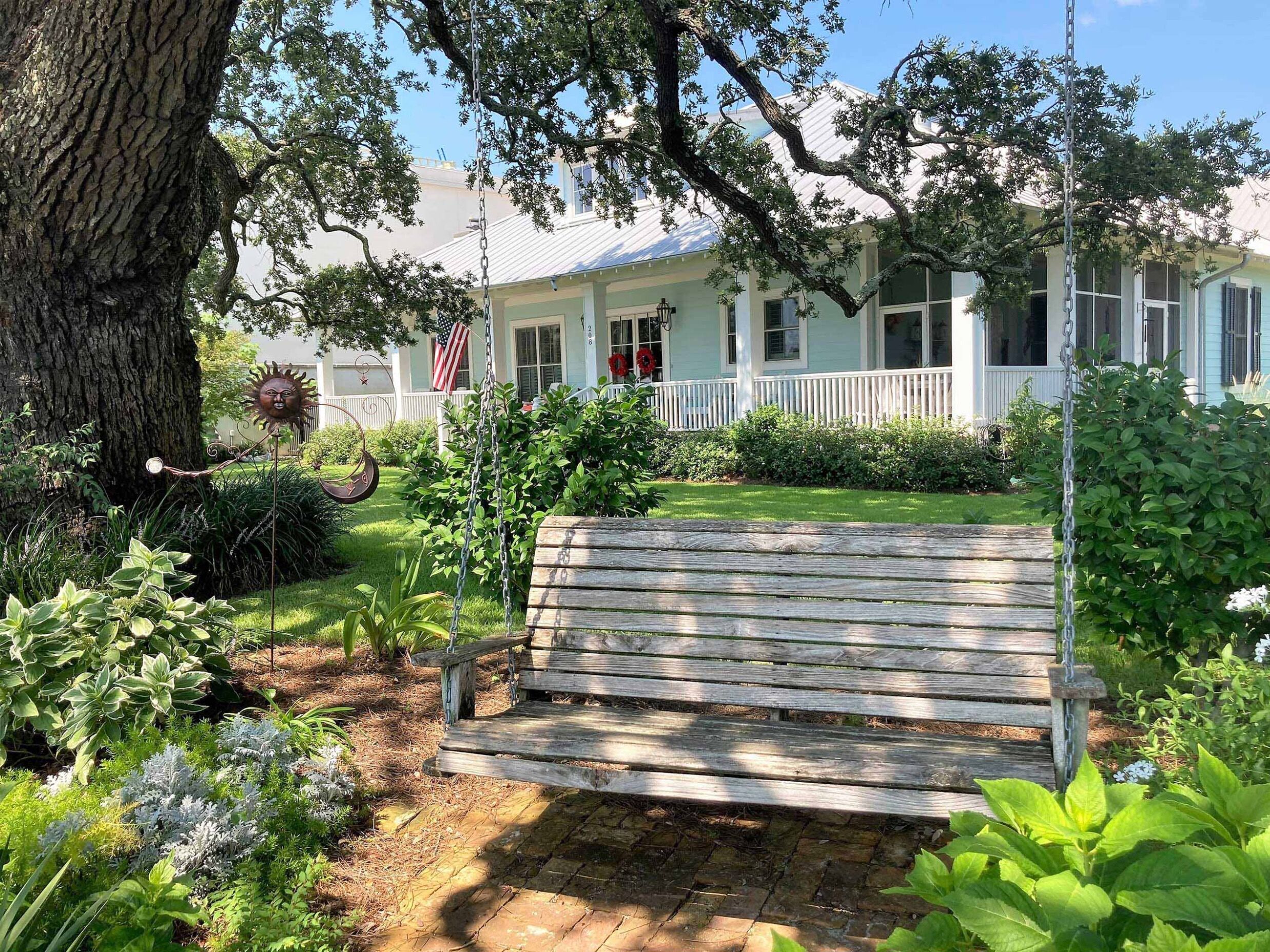 Picture of Bay Town Inn