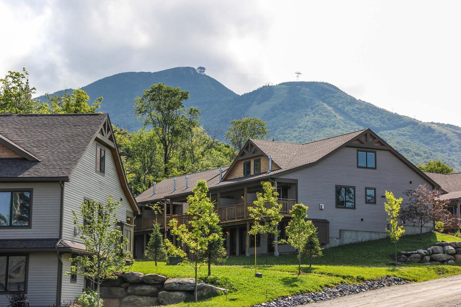 Picture of The Golf & Mountain Cottages - Jay Peak Resort