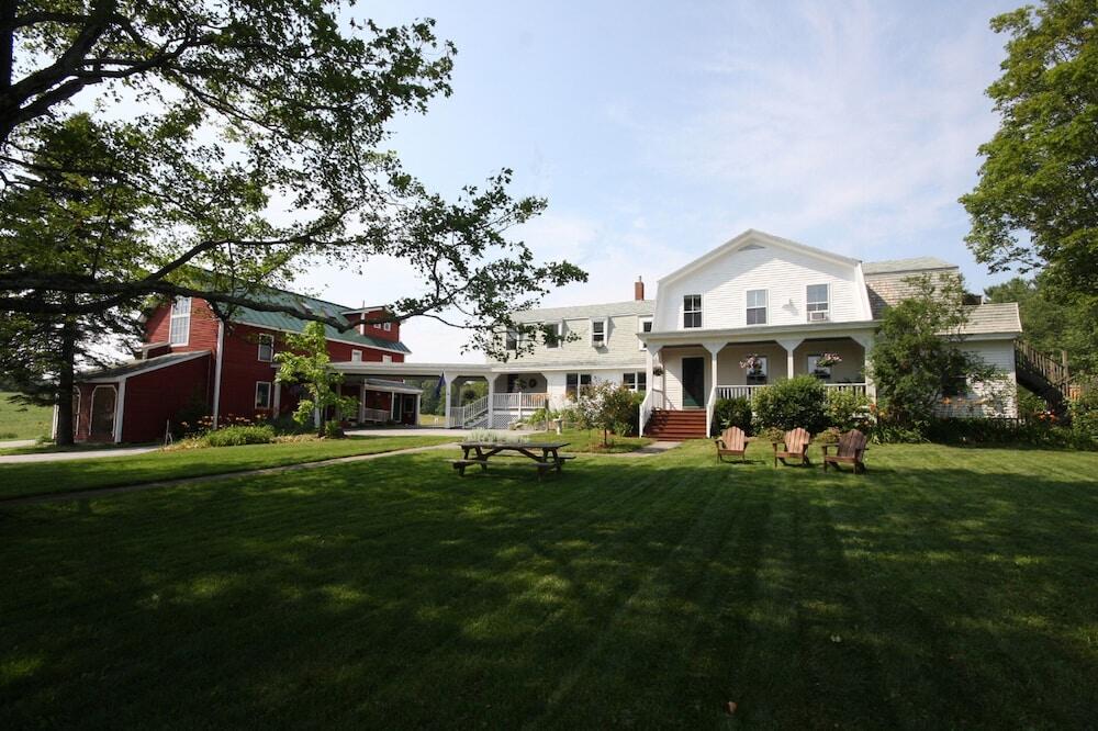 Picture of Maple Hill Farm Inn